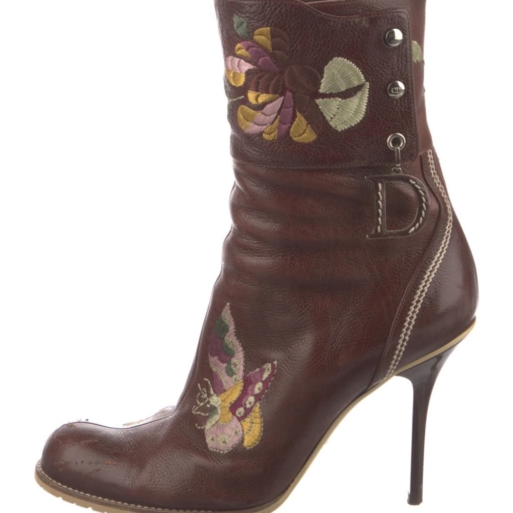 Dior leather embroidered boots